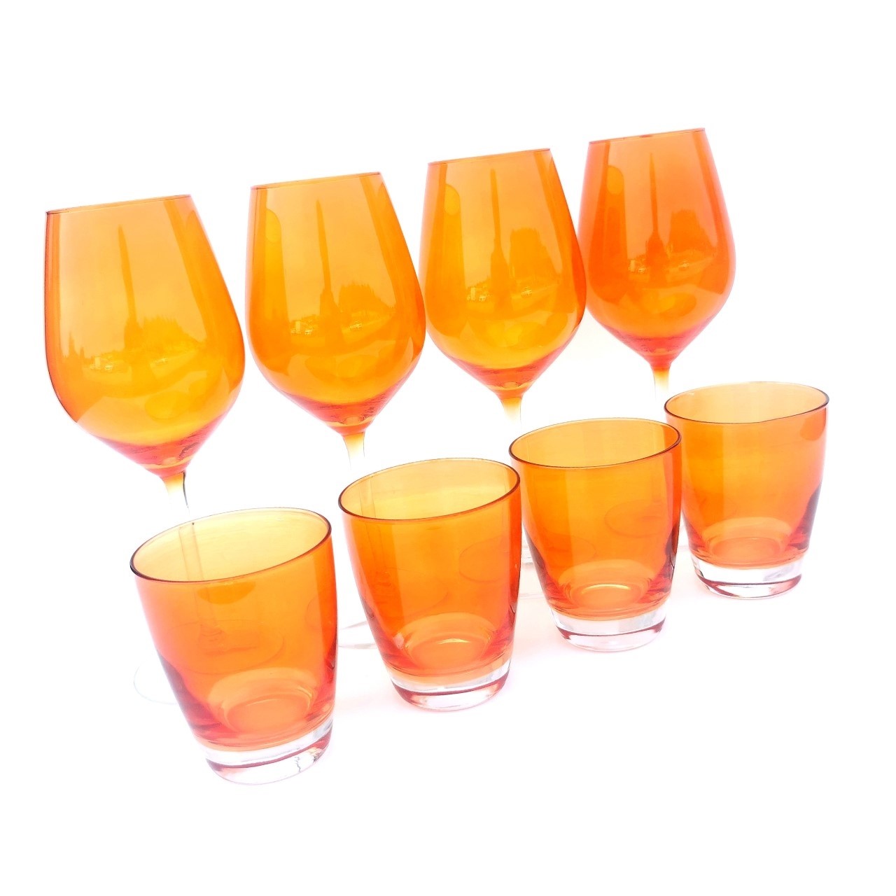 Acquista online Gobelets à gratter, verre  À propos de cet article  Gobelet en verre N. 4  Contenance : 50 cl  Diamètre : 6 cm ; hauteur : 23cm  Couleurs : Orange  Lave-vaisselle  Matériau verre  49705  +  Joyeuse orange  n.m. 4 verres à orange cl 30  H.10 diamètre  Excelsa